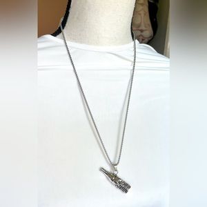 Skull pendant necklace, silver tone, 23” chain plus pendant jewelry